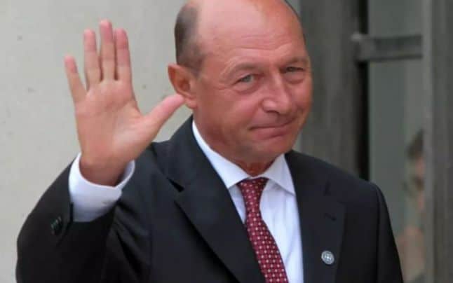 Traian Băsescu a cerut revizuirea sentinței de colaborator al Securității