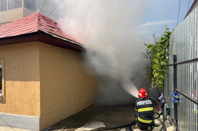 incendiu tulcea casa