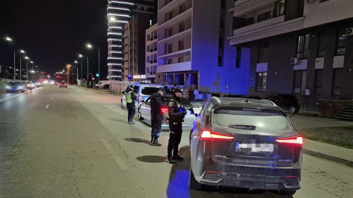 actiunea Blocada constanta