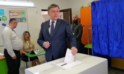 Crin Antonescu la vot