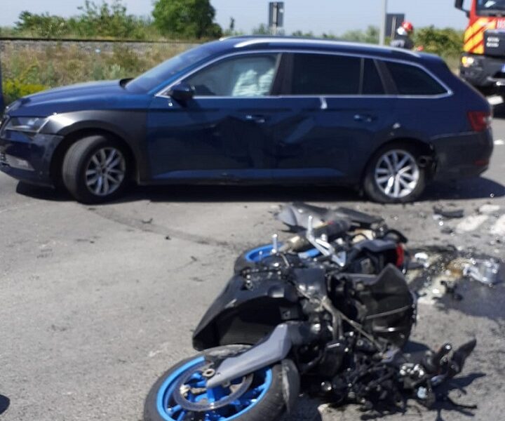 accident Navodari motor cu masina