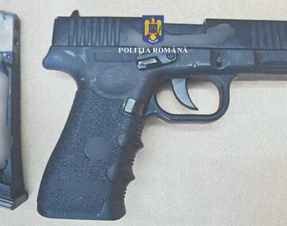 pistol faleza Tuzla