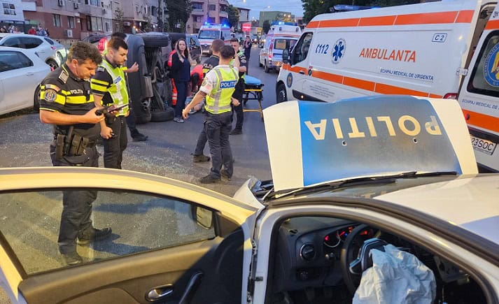 accident masina politiei accident masina politiei