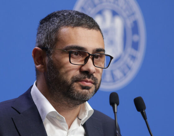 Florin Manole