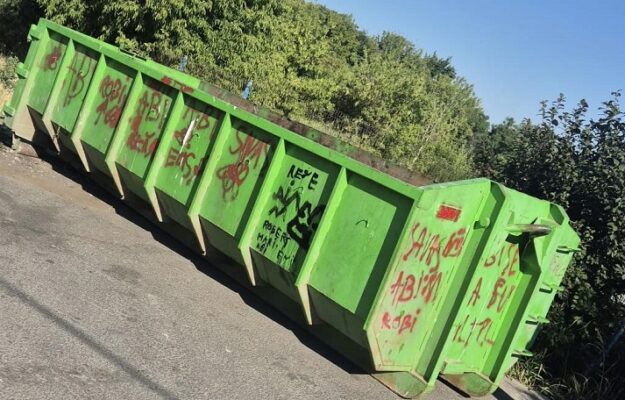 container verde