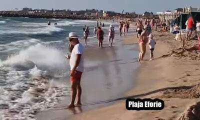 Steag Rosu pe plaja Eforie