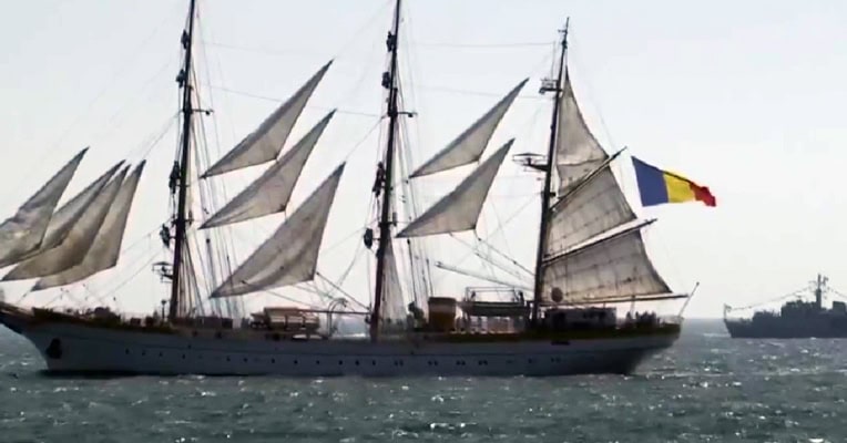 nava scoala mircea