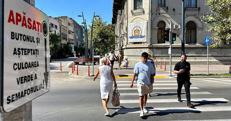semafor trecere de pietoni