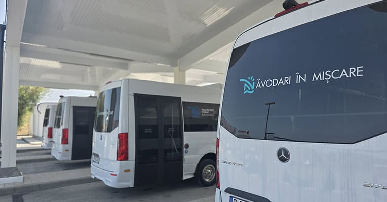 transport navodari