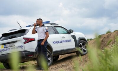 politist frontiera masina
