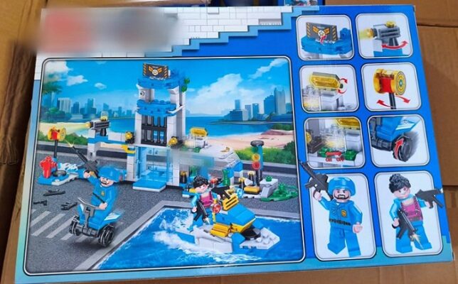 jucarii contrafacute port