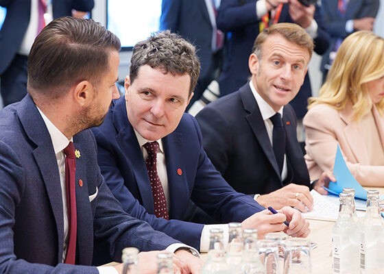 nicusor dan macron