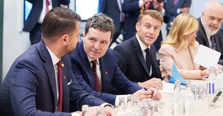 nicusor dan macron