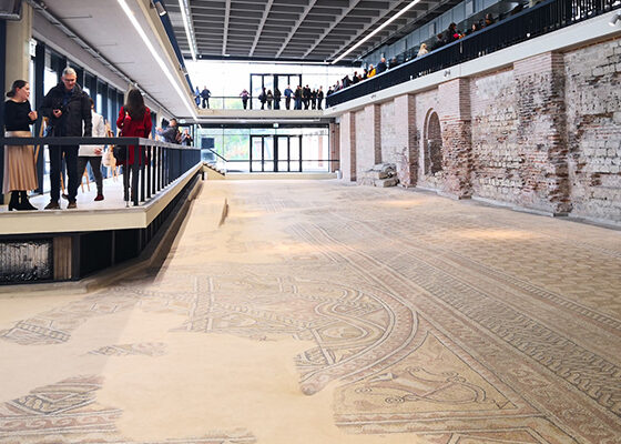 edificiu roman cu mozaic