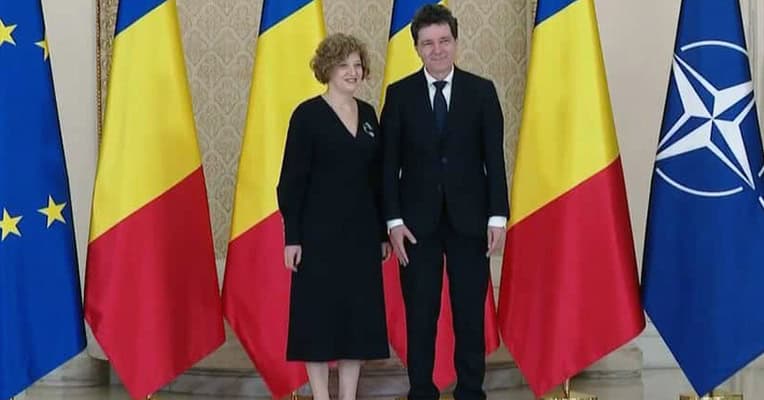 nicusor dan oana gheorghiu