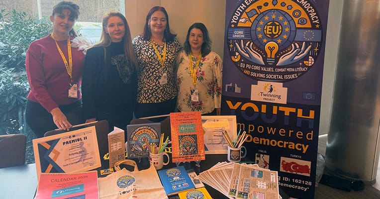 premii liceu navodari