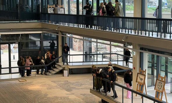 edificiul roman cu mozaic