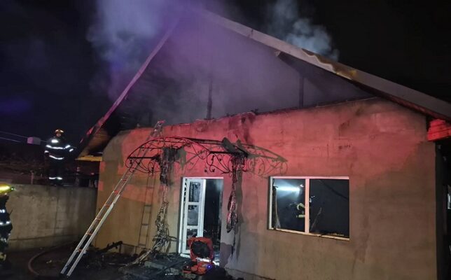 incendiu palazu mare