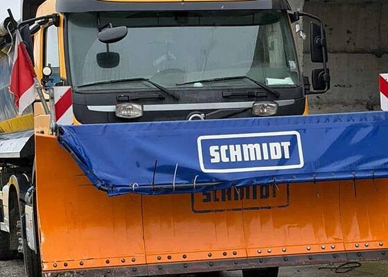 masina deszapezire polaris