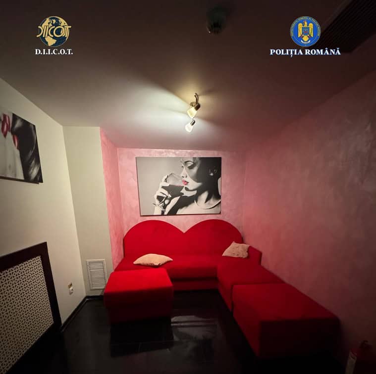 perchezitii club noapte