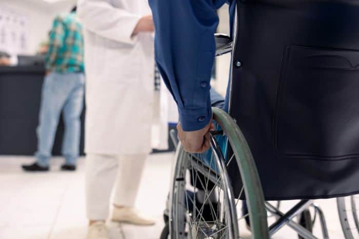 persoane cu handicap