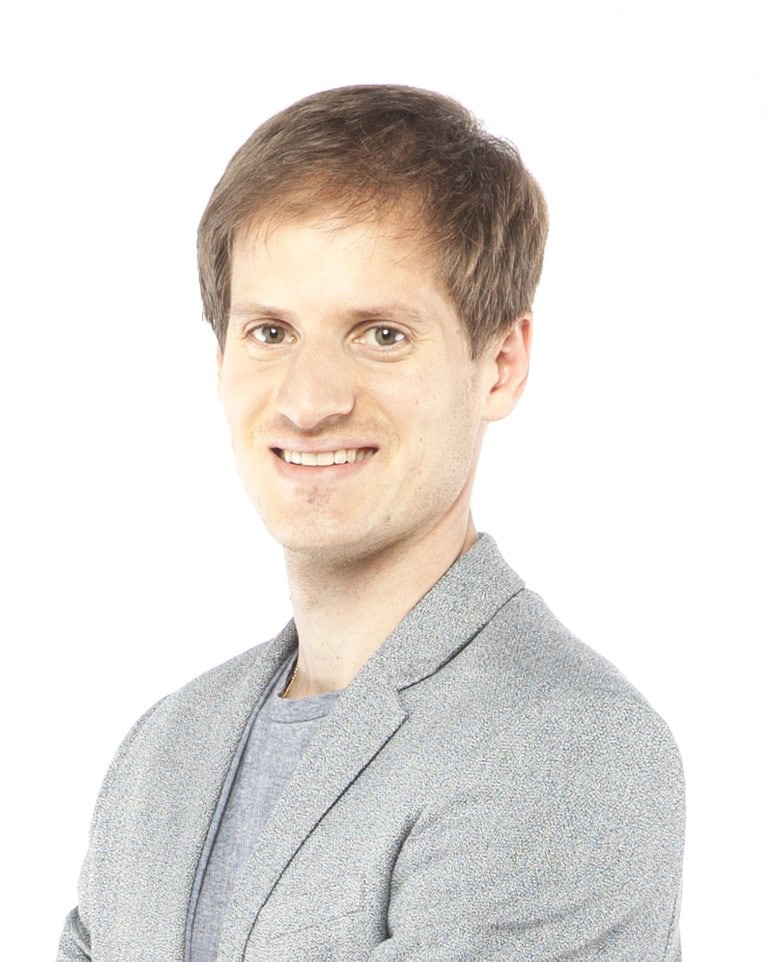 Maximilian Zielinski Foster + Partners (Medium)