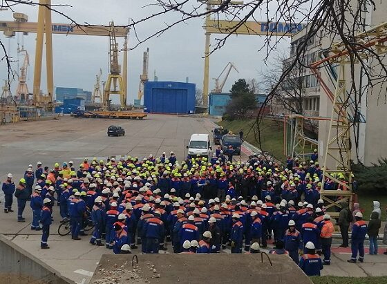 protest spontan damen