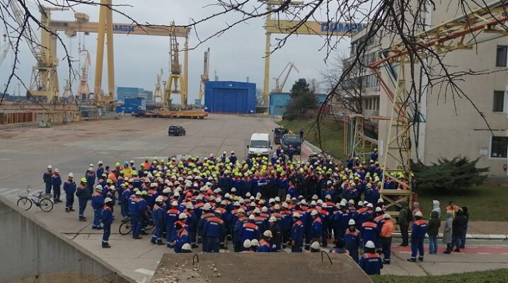 protest spontan damen