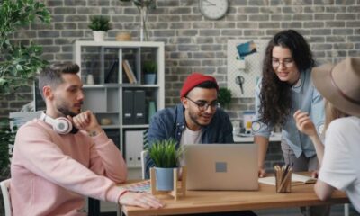 Cultivating online equality narratives among teenagers