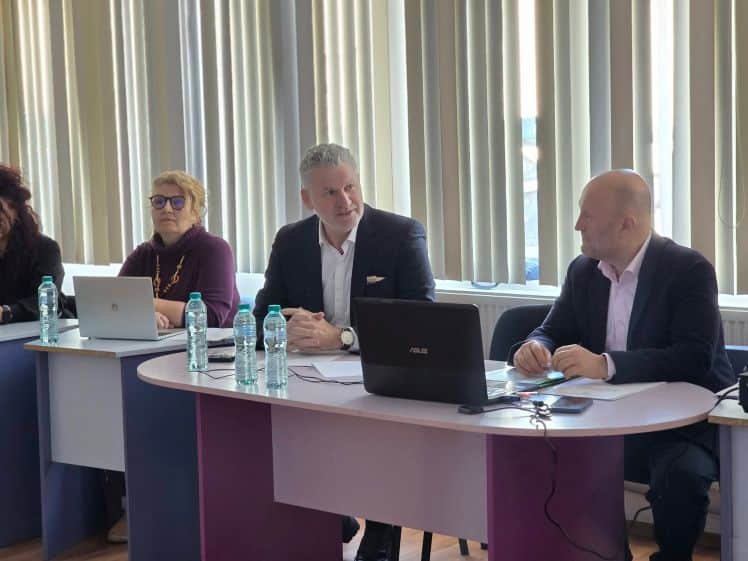 chelaru dezbatere droguri