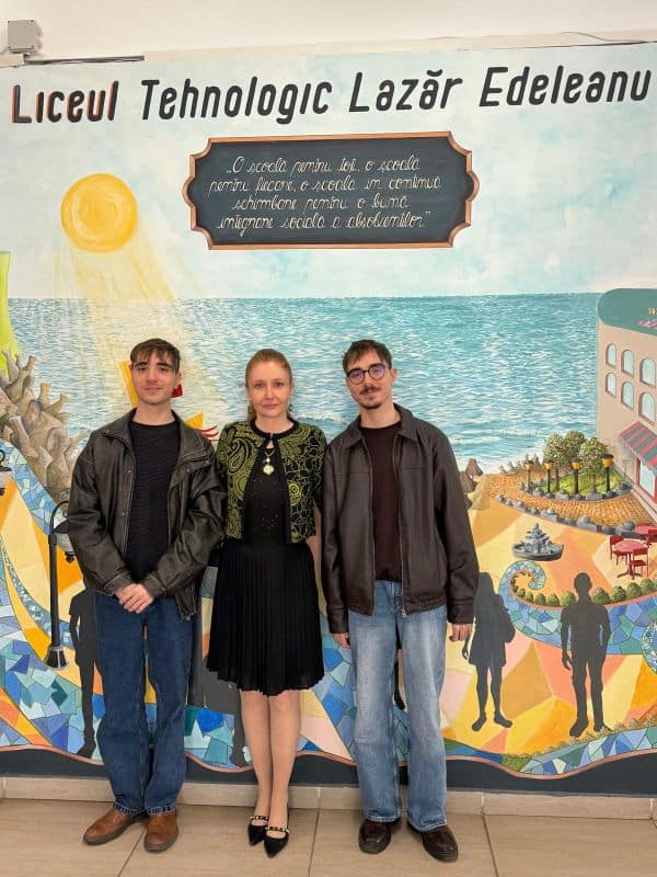 elevi lazar edeleanu