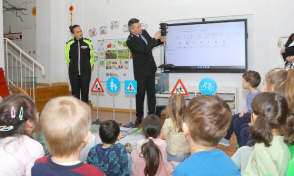 politia locala elevi