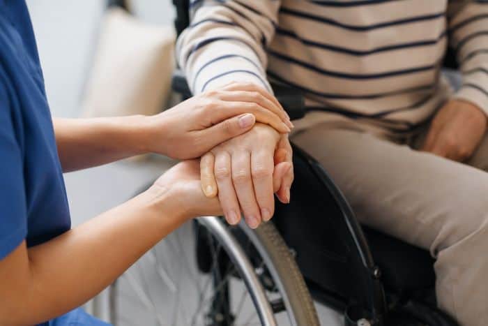 asistenta handicap grav