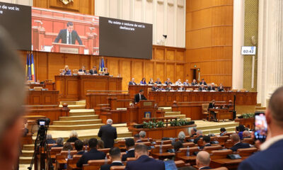 parlament motiune