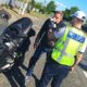 motociclist fara permis