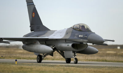 avion F