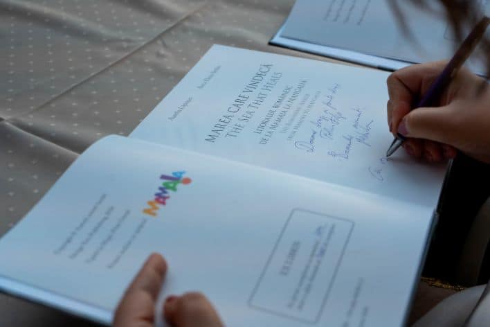 Autografe si semnaturi