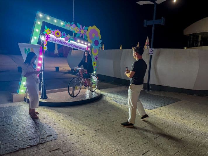 Flori pe Biciclete pentru cele mai frumoase Fete Flori pe Biciclete pentru cele mai frumoase Fete