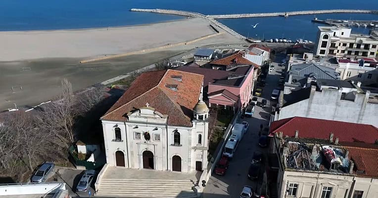 Taluz Biserica Greaca din Constanta