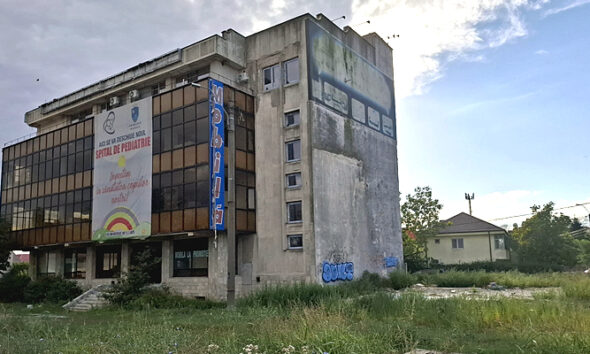 Spital de pediatrie la Lazu.jpg