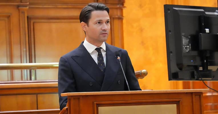 robert sighiartau